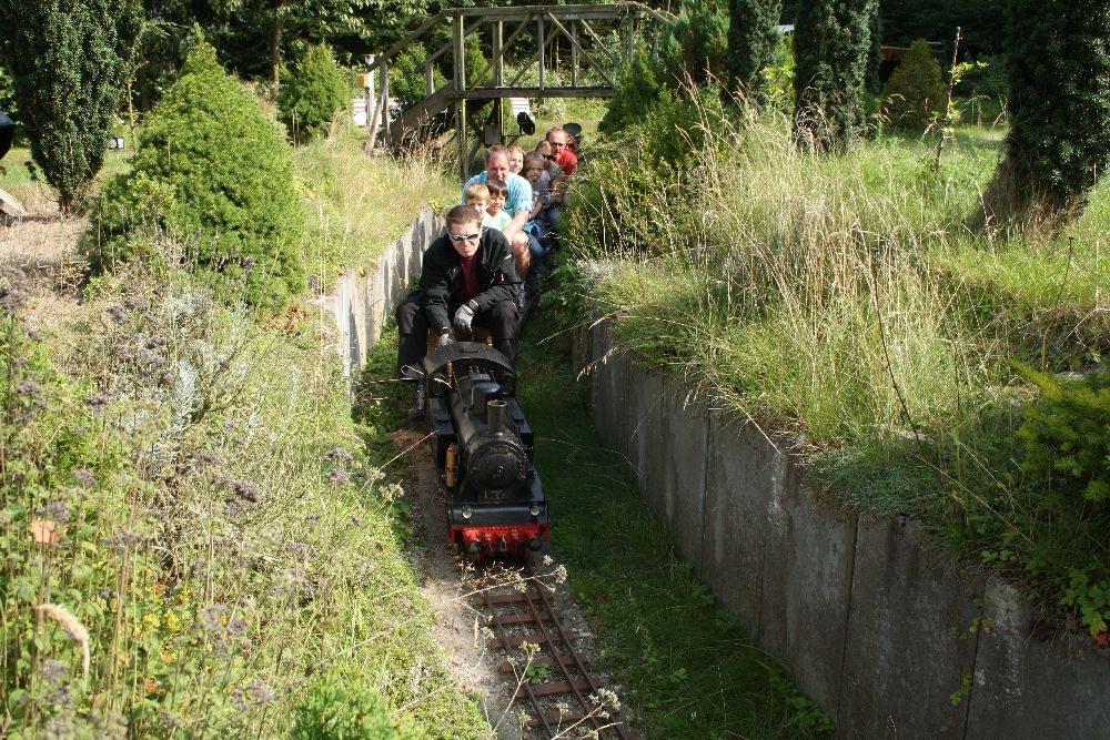 Gartenbahn des Dampf-Bahn-Club Holstein in Schackendorf